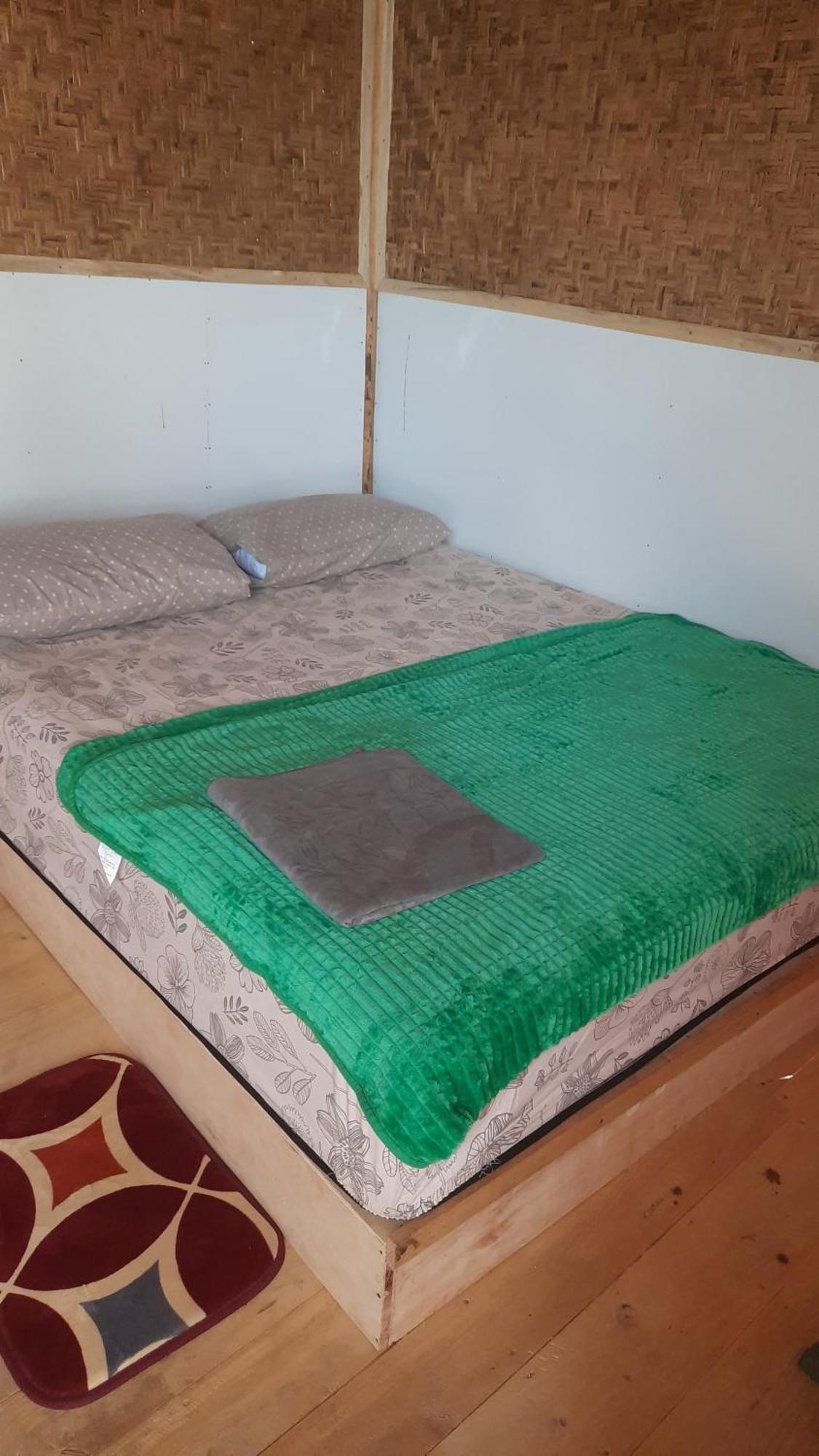 Boneputeh Homestay Taliwang Bagian luar foto
