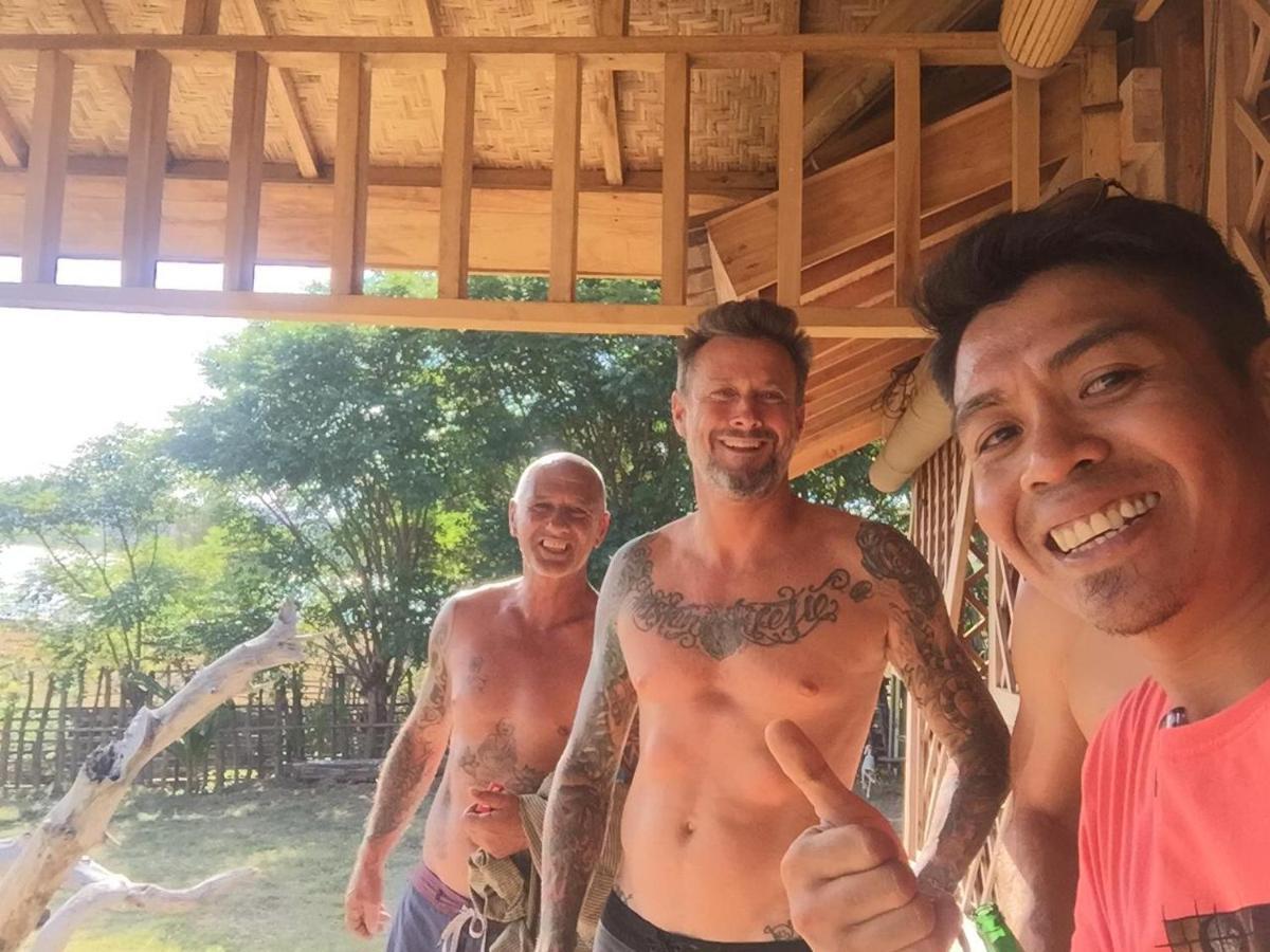 Boneputeh Homestay Taliwang Bagian luar foto